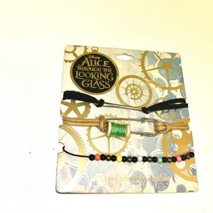 Alice in Wonderland Mad Hatter bracelet set